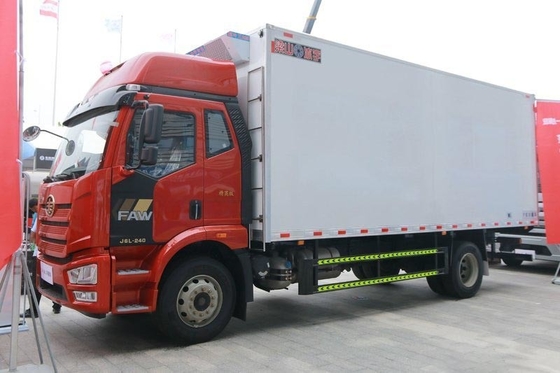 FAW Jiefang J6Lはダンプカーのダンプ トラック240hp 4X2 6.8mを冷やした