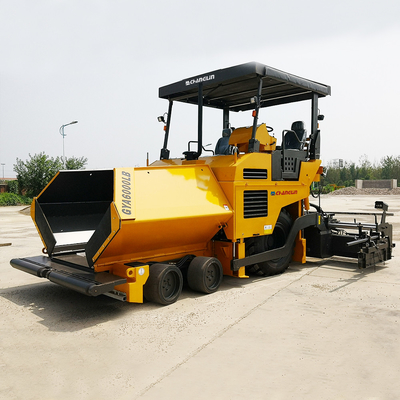 93kw 6mの土木工学機械はペーバーGYA6000Lをアスファルトで舗装する