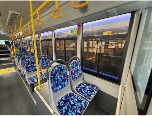 10.5m 50+1席 CNGシティバス