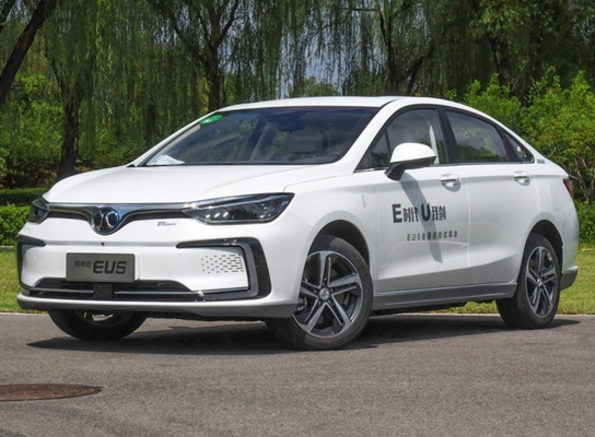 セダンEU5 R500の理性的な長期Baicの電気自動車416kmの範囲