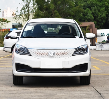 120kw 230NMの長期Dongfengの電気自動車のセダンAEOLUS E70