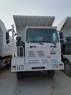 30立方メートル371-420HP HOWO鉱山のダンプ トラック6*4のユーロ3