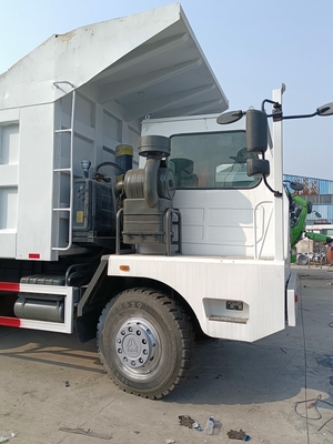 30立方メートル371-420HP HOWO鉱山のダンプ トラック6*4のユーロ3