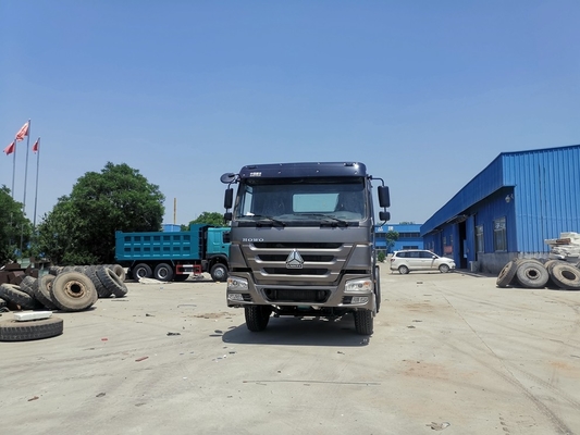 385馬力Sinotruk Howo 6x4は頑丈なトラック6x4 ZZ4257N3247C1を使用した