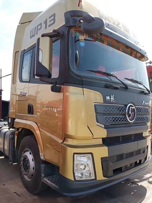 Weichai WP13.500E501 Shacmanのトラクターは40トン頑丈なトラックの牽引の固まりを使用した