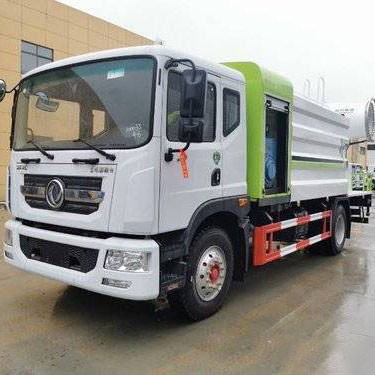 Dongfeng Duolika D9は給水車を使用した